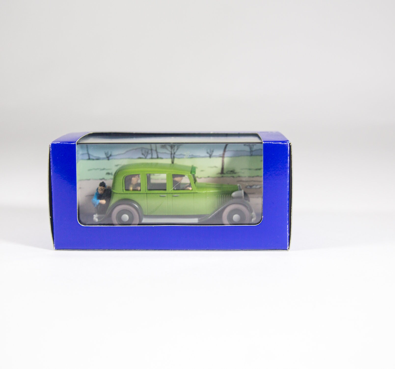 TinTin ミニカー　1/43 Limousine du Lotus Bleu Tintin Car Model | 1/43 | Mitsuhirato' Green Limo | the Blue Lotus