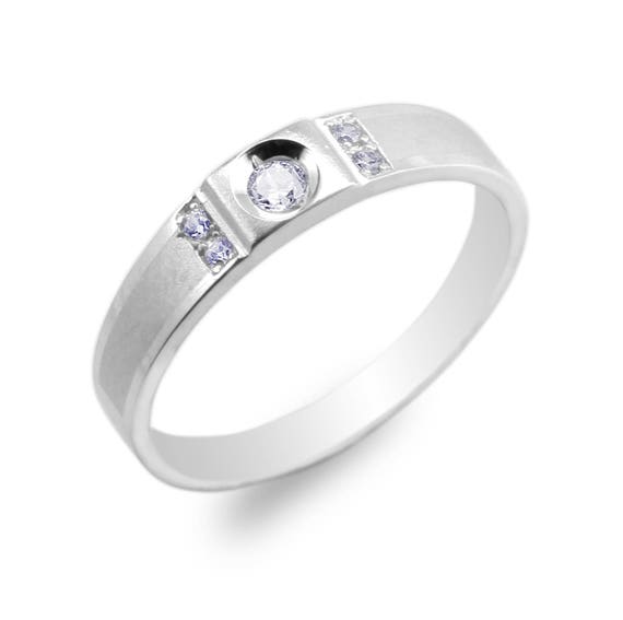Womens 925 Sterling Silver Beautiful Heart Shaped Ring with Round CZ Size 4-9