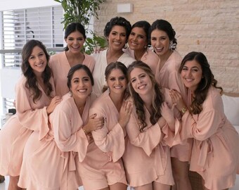 Túnicas de dama de honor con volantes personalizadas, regalos de dama de honor, batas de fiesta nupcial, batas de boda, bata de novia, bata de dama de honor 2021