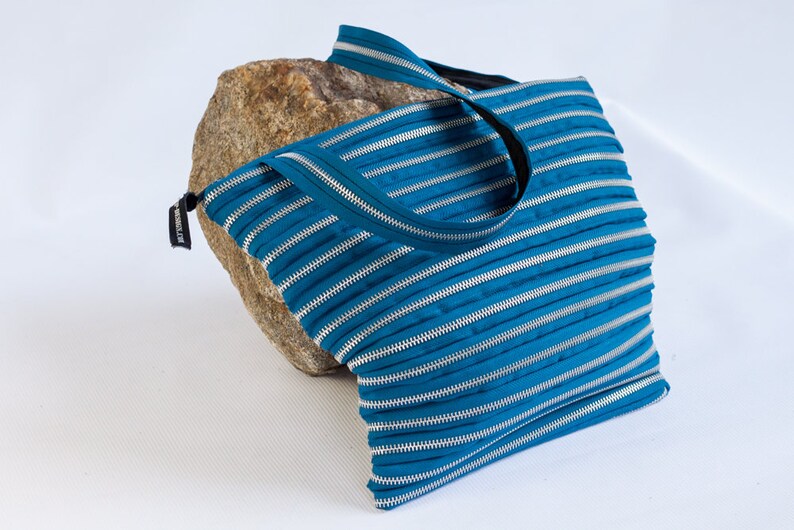 chic Ziiip Design daughter wife handmade in Montreal ethical gift handbag made of steel blue zipper