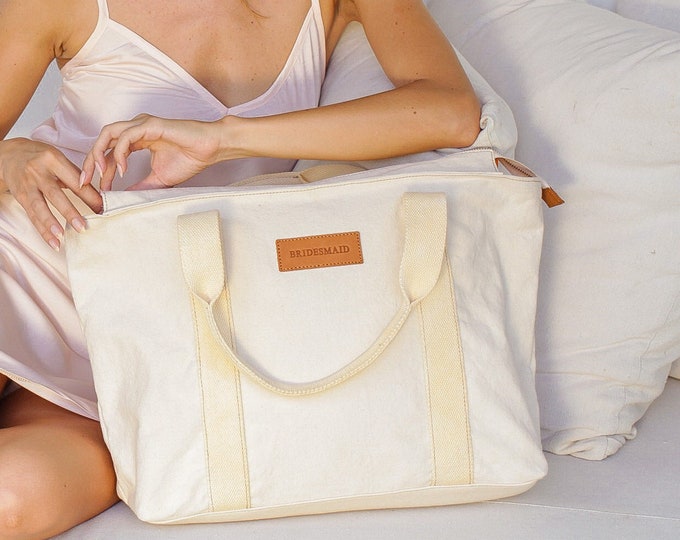 Personalized Duffel Bags, Pink - Weekender Bag, Overnight Bag, Travel Bag,  Custom Bridesmaid Gift Bag, Bridal Shower Gift