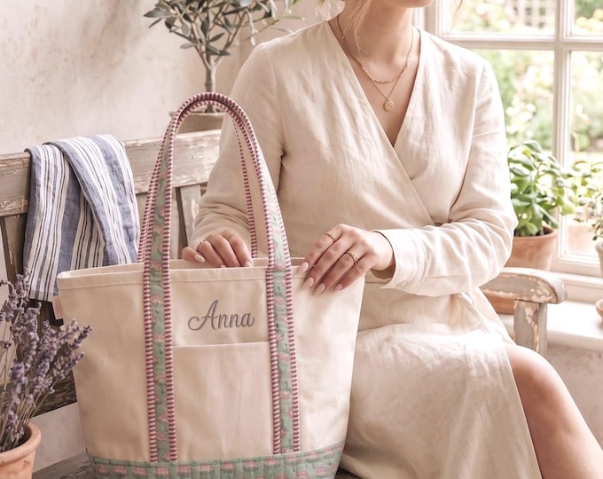 Personalized Christmas Gift | Custom Monogram Canvas Tote Bag | Floral Block Print Everyday Bag | Holiday Gift | Bridesmaid Gift Custom Tote
