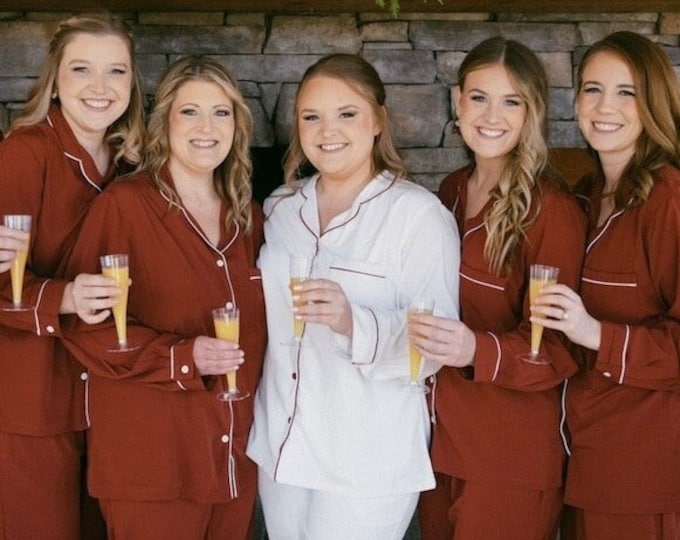 Bridesmaid pjs, bridesmaid pj set, bridesmaid pj, bridesmaid pj shirt, bridesmaid pj pants, bridesmaid pj shorts, bridesmaid pjs sets