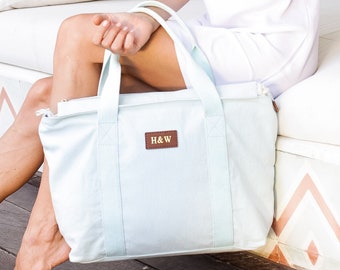 Personalized Bridal Tote Bag, Bridesmaid Tote Bag, Maid of Honor Tote Bag, Monogrammed Tote Bags