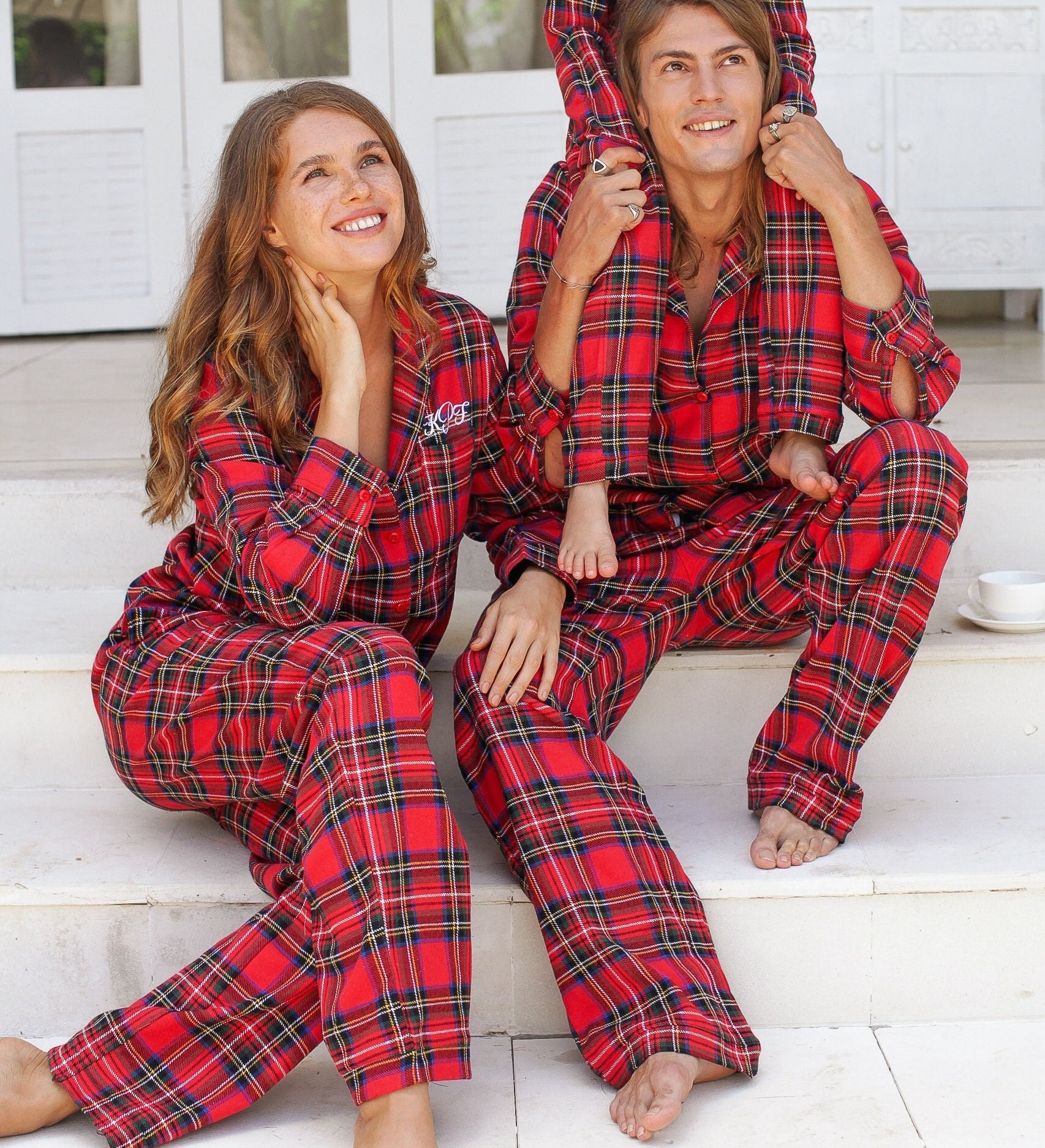 Couples Matching Pajamas Sets - PJs Set for Men and Women Long Sleeve  Sleepwear Lovers Pajamas Coral Velvet Winter Plus Velvet Thick Warm Home  Service,Men's Gray,Large : : Clothing, Shoes & Accessories