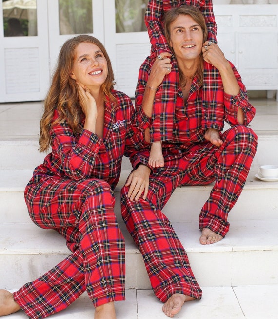 Regalo de parejas Pijama pareja familiar a juego - Etsy México