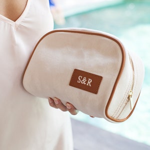 Brautjungfer Vorschlag Monogramm Kosmetiktasche Geschenk für sie Personalisierte Make-up Tasche für Brautjungfern Geschenk Weihnachtsgeschenk Brautgeschenk Champagne