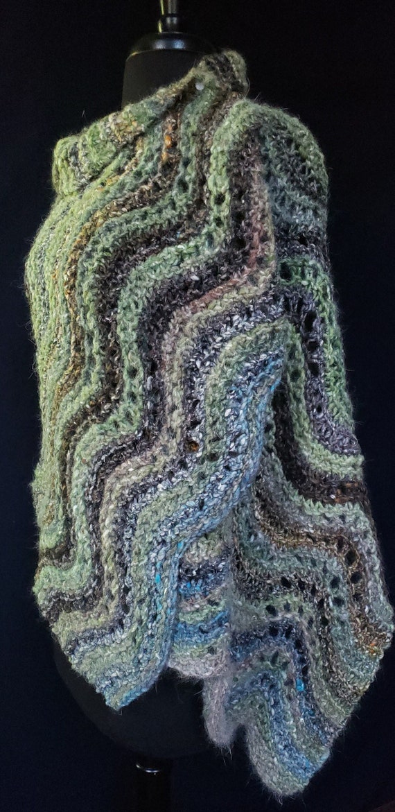 Old Shale Shawl - Rolling Hills of Skye - Old Shale Shetland Lace - Wool and Silk