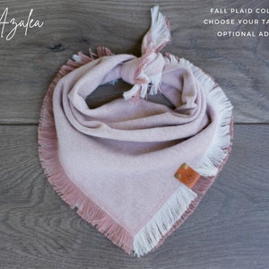 Azalea - Pañuelo de bandana para perros tejido de franela otoño otoño - rosa rosa malva blanco - corbata deshilachada hecha a mano - bufanda para cachorros - regalo para mascotas