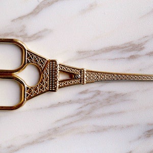 Eiffel Tower Sewing Scissor /Gold Antique Vintage Scissors /embroidery scissors/cute stationery/planner accessories/cute stationery imagen 1