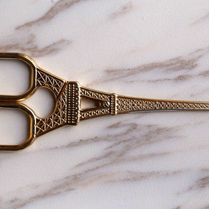 Eiffel Tower Sewing Scissor /Gold Antique Vintage Scissors /embroidery scissors/cute stationery/planner accessories/cute stationery imagen 2