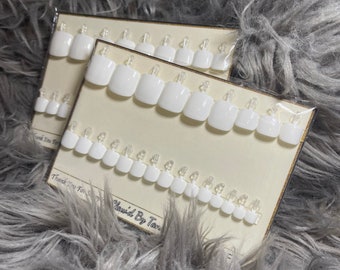 Out The Door Pedi-Snow White