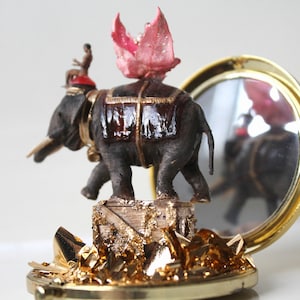 Miniature Elephant Diorama: Hand-Painted Fantasy Compact Mirror