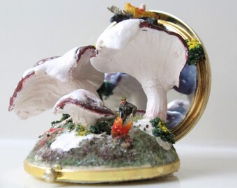 Miniatuur Diorama Fantasy Tiny Mushrooms Micro World Compact Mirror: De hond en de nimf