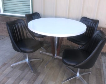 Mid Century Modern Brody Dining Set- 4 Swivel Chairs and Formica Table with Additional leaf