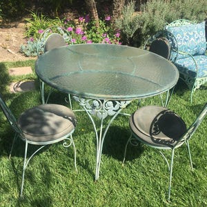 Vintage Woodard / Salterrini style Roses and Vines Wrought Iron Patio Dining Set