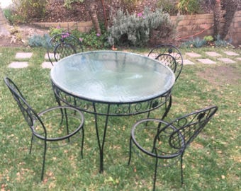 Vintage Woodard / Salterrini style Wrought Iron Patio Dining Set