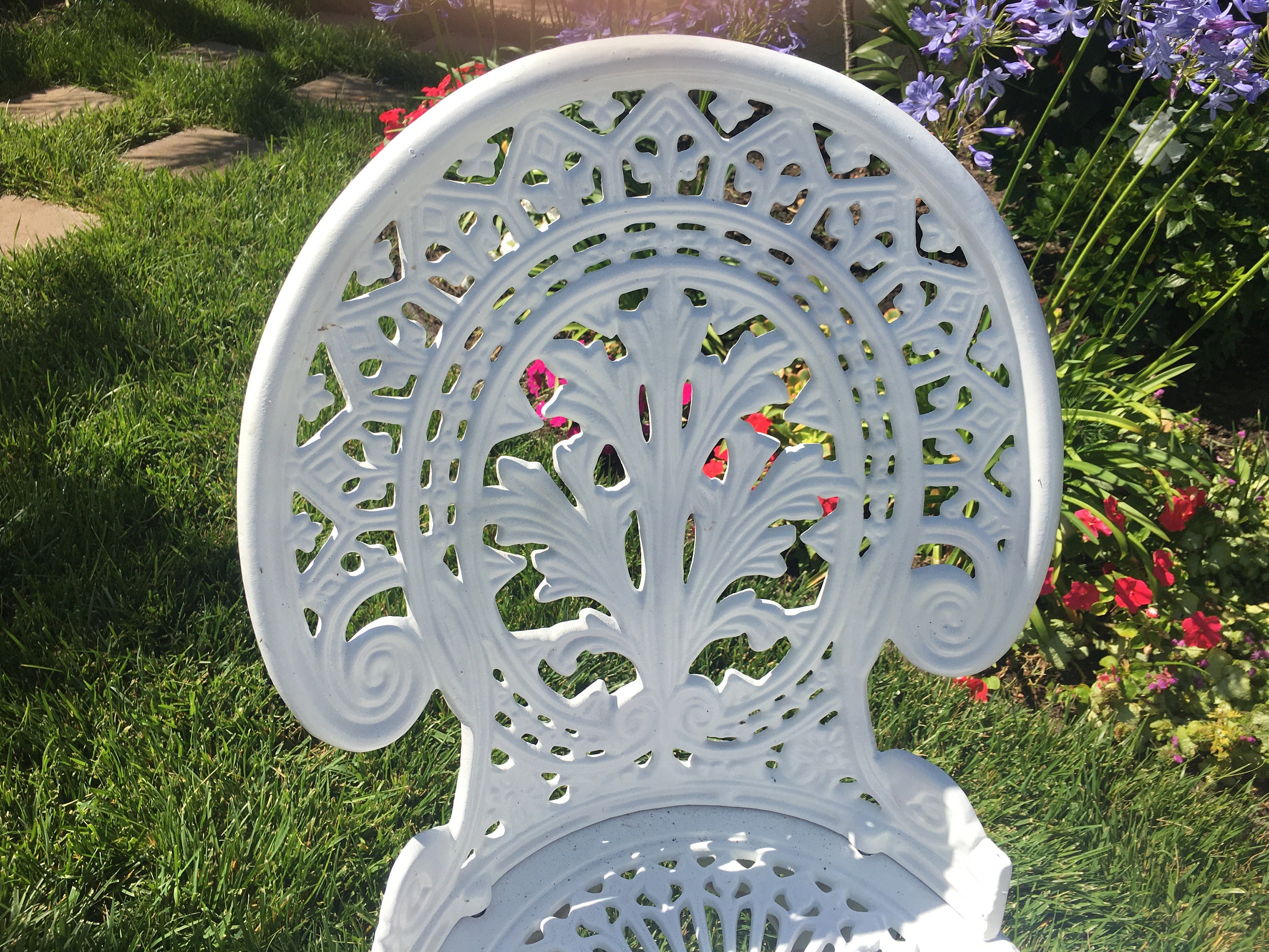 Vintage Cast Aluminum Patio Set 4 Chairs and Dining Table Etsy Canada