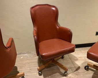 Mid Century Modern Upholstered Executive Office Chair