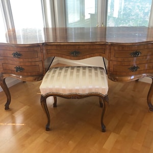 Early 20th Century French Louis XVI Mahogany Parquetry Top Bureau Plat Writing Desk