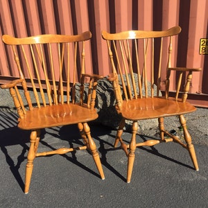 Beautiful pair of Vintage Heywood Wakefield Brace Comb Back Windsor Arm Chairs