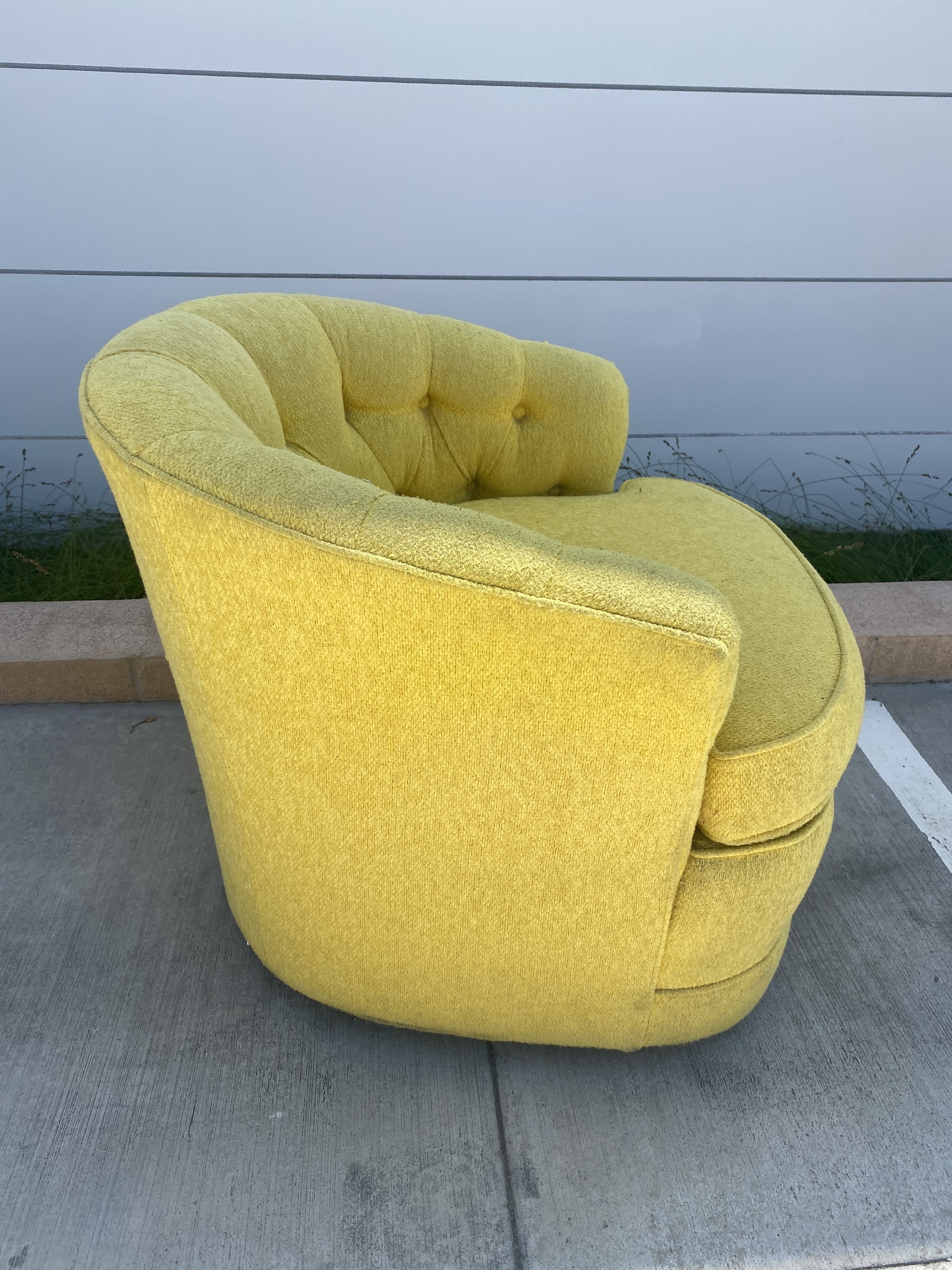 Vintage Woodmark Originals Yellow Tufted Back Swivel Barrel Lounge