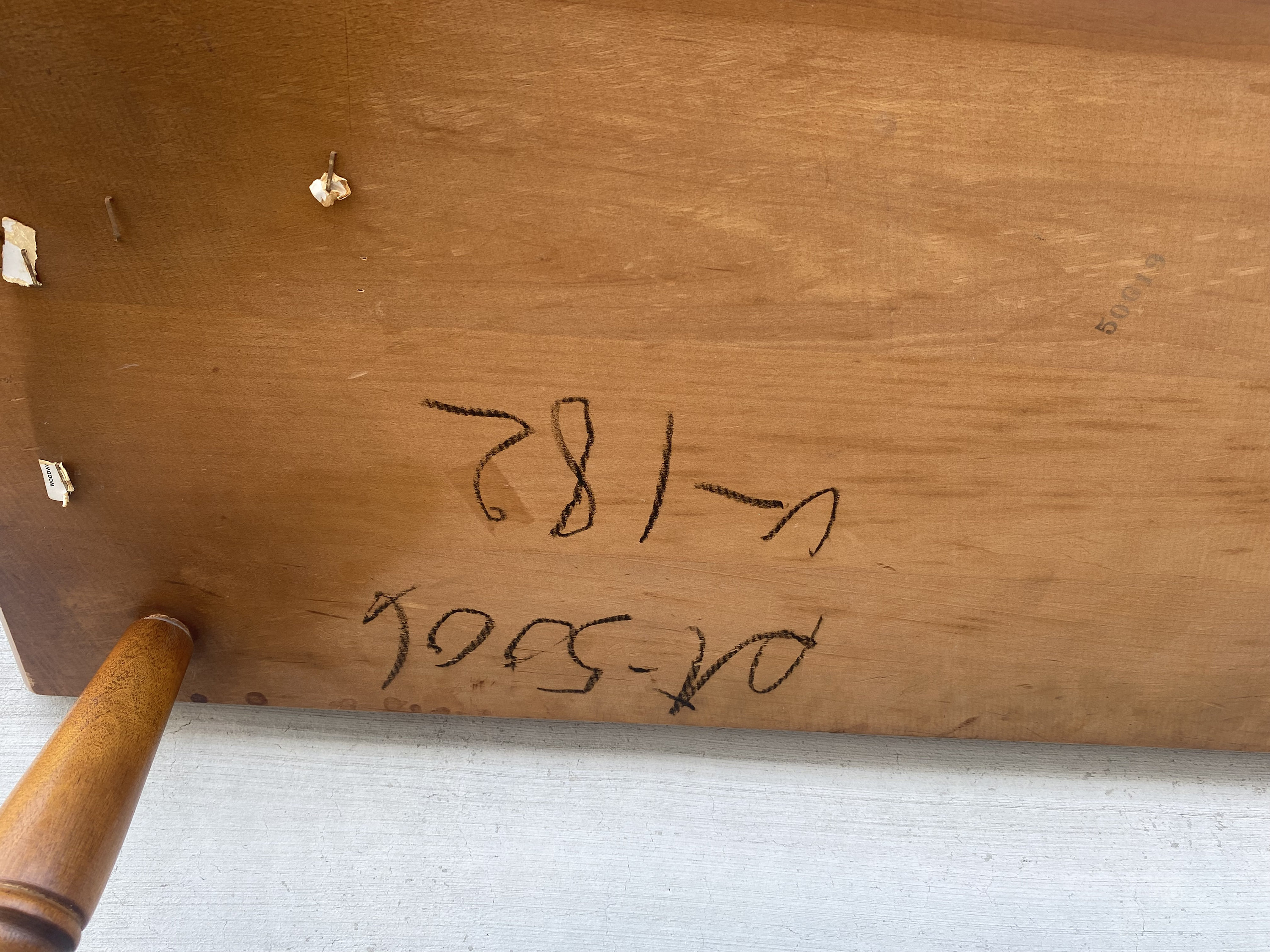 Vintage L. Hitchcock Maple Bench: Windsor Stick Back, Gold