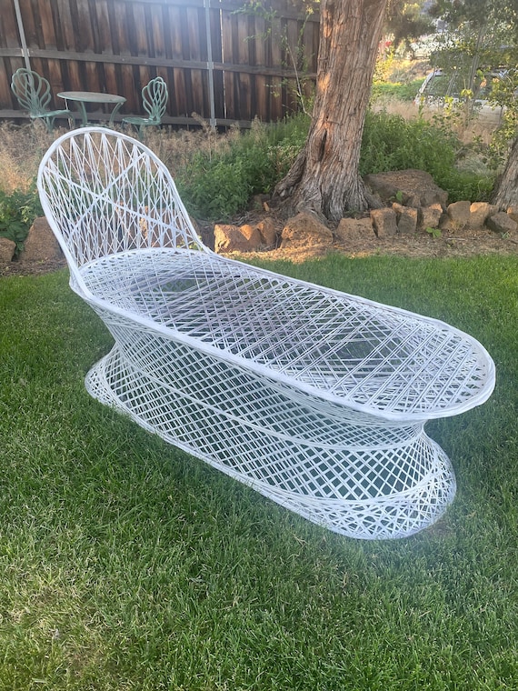 Fiberglass chaise lounge deals