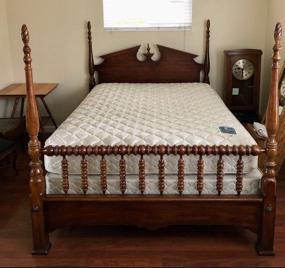 American full on sale size bed