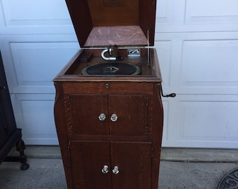 Early 1900’s Victorian Record player, Victrola. “Victor Talking Machine Co.”