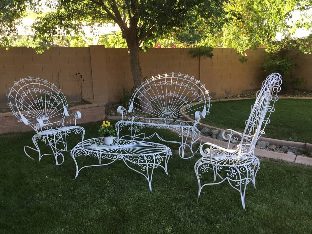 Salterini peacock sales chairs