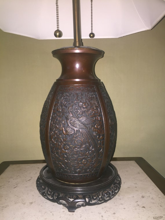 Vintage Marbro Bronze Asian Style Table Lamp Adorned With a