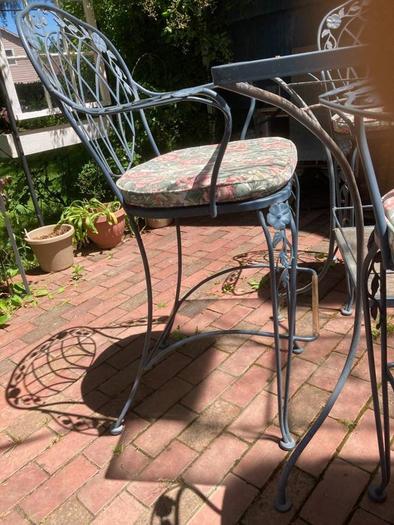 Vintage Woodard Mesh Bar Height Patio Set 4 Chairs and Square Etsy