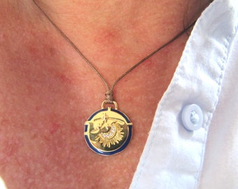 Halskette  Emaille Stern Gold/ Halbmond kette, Schmuck frau, Boho Anhänger, Halskette Damen, Weihnachtsgeschenk, Anhänger messing zirkonia