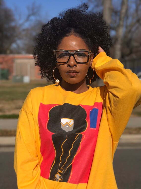 Love Garnet from Steven Universe? Love Janet Jackson? This Tshirt is for you!  Short Sleeve Available Here: https://www.etsy.com/listing/591559048/garnet-janet-jackson-steven-universe?ref=shop_home_active_47  Made To Order *Right now we are currently restocking our long sleeve