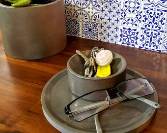 7 Inch Colored Concrete Dish Tray