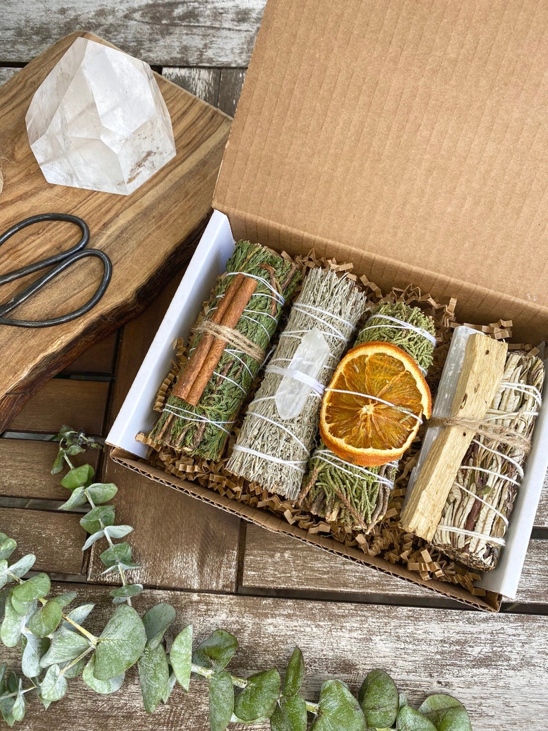 White Sage Alternative Gift Set, Smudge Sticks, Smudge Kit: Juniper, Blue Sage, Yerba Santa, Cedar, Selenite, and Palo Santo Set of 4