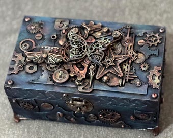 Steampunk Butterfly Wooden Box: Vintage Style Keepsake Storage