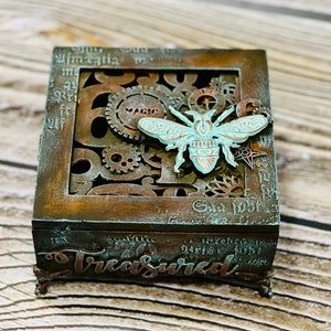Industrielle rostige quadratische Holzkiste, Schmuckaufbewahrung im Industriestil Erinnerungsbox Bräutigam Mixed Media Geschenkbox Vintage Style Box