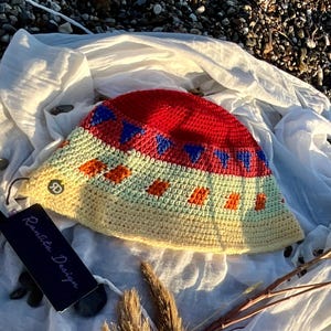 Ethnic Cotton Bucket Hat: Vibrant Boho Summer Style