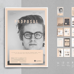 Puede incluir: Una plantilla de propuesta con una foto en blanco y negro de un hombre con gafas en la portada. La portada es de color melocotón con la palabra "PROPOSAL" en texto negro. La plantilla está lista para imprimir e incluye capas organizadas, estilos de párrafo, estilos de carácter y colores definidos como muestras.