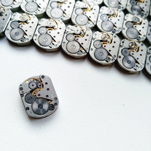 Movements Watch Parts 15 pc.  Vintage Watch Mechanisms Rectangular 16mm
