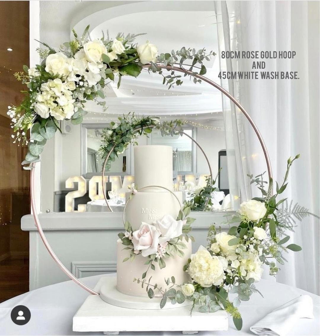 Buy - Round - Crystal Holder Wedding Cake Stand Chandelier Online - 22 x  72cm - Dubai | Yatai UAE