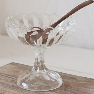 Cuenco antiguo con base de vidrio prensado, plato pequeño de vidrio, fuente para servir, plato para tartas, vajilla de estilo rústico, decoración de cocina de granja