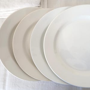 4 Pratos de cerâmica antigos Pratos de café da manhã brancos e cremosos Pratos de bolo simples Talheres de casa de campo brancos Cerâmica de cozinha de fazenda