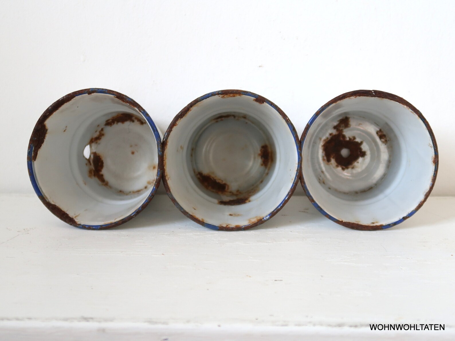 Antikes weißes Emaille Wandregal für SAND SEIFE SODA | Etsy