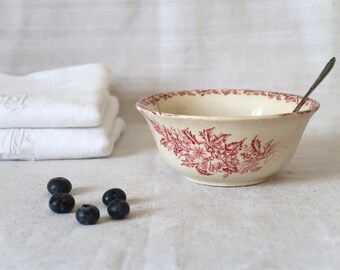 Antique french ironstone bowl Tea stained berry bowl with red decor Antique Farmhouse tableware