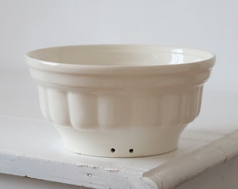Antike Puddingform Weisse Keramik Backform Rustikale Landhaus Küchen Dekoration von 1930