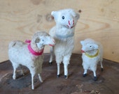 Set of 3 - Antique german putz - Simple german sheeps - Antique nativity figures - Vintage christmas sheep