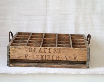 Ancien porte-bouteilles en bois Grande caisse à bière avec poignées Panier à bouteilles rustique Décoration maison de campagne